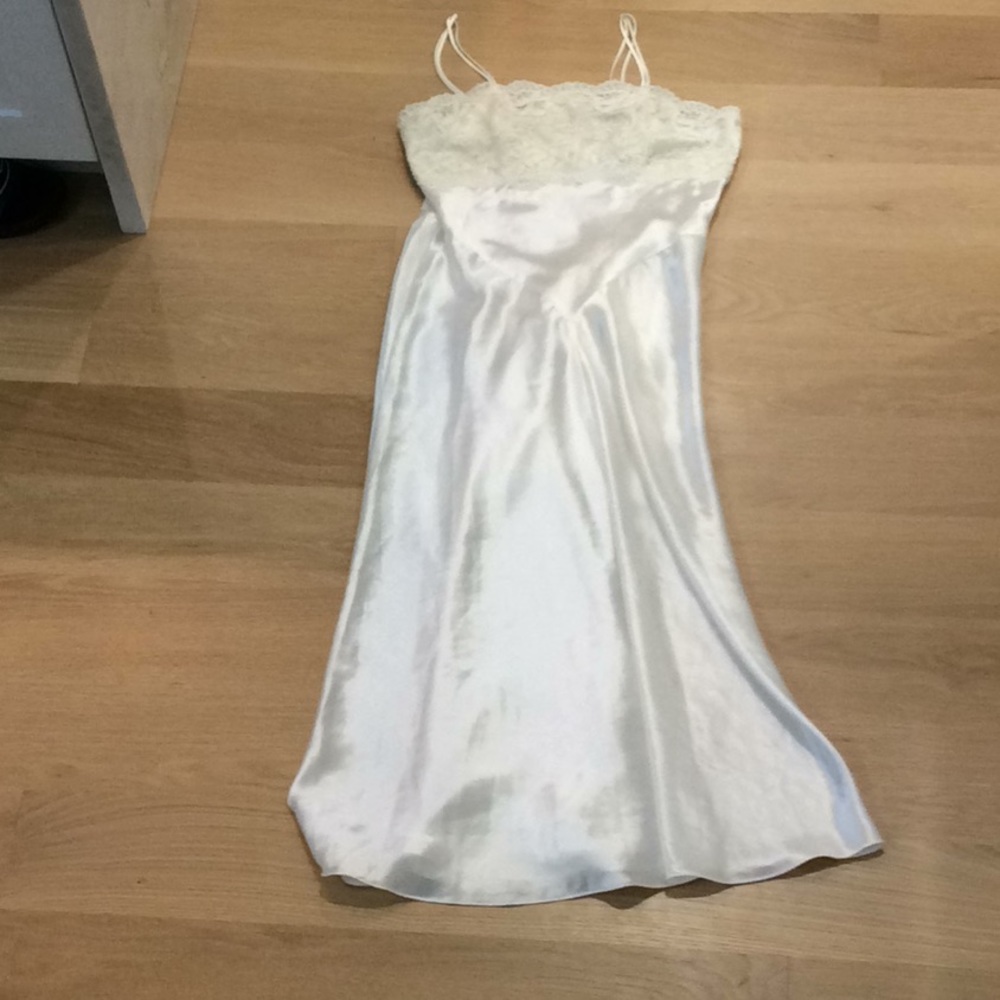 Victoria’s Secret night gown